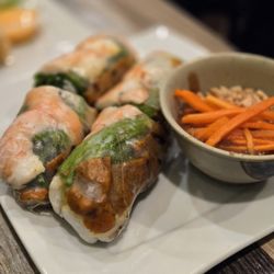 Pho 21 - Spring roll