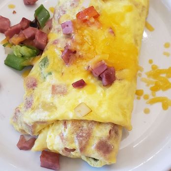 Egg N' Joe - Denver Tillamook Omelet - American Near Me - Gilbert, Arizona