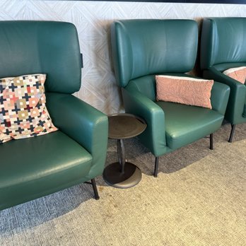 The Club CHS - Airport Lounges Near Me - Charleston, South Carolina