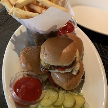 The Cheesecake Factory - Roadside Sliders* - Desserts Near Me - Hackensack, New Jersey