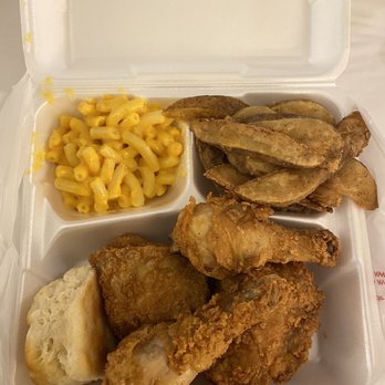 Lee's Famous Recipe Chicken - 4 piece dark meat combo :) - Fast Food Near Me - Richmond, Virginia