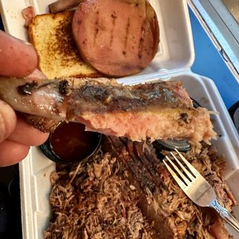 Jambo's BBQ Shack & Catering - The Texan, it has all the meat they serve, ribs, Texas, toast, etc. - Barbeque Near Me - Rendon, Texas