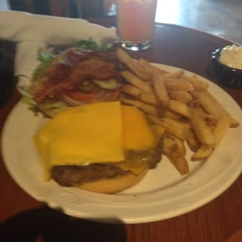 Boulevard Grill - 3 cheese burger - American Near Me - Kansas City, Missouri Boulevard Grill - 3 cheese burger - American Near Me - Kansas City, Missouri
