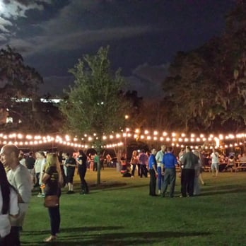 Trucks & Tech - Trucks and Tech in the moonlight - Food Trucks Near Me Trucks & Tech - Trucks and Tech in the moonlight - Food Trucks Near Me