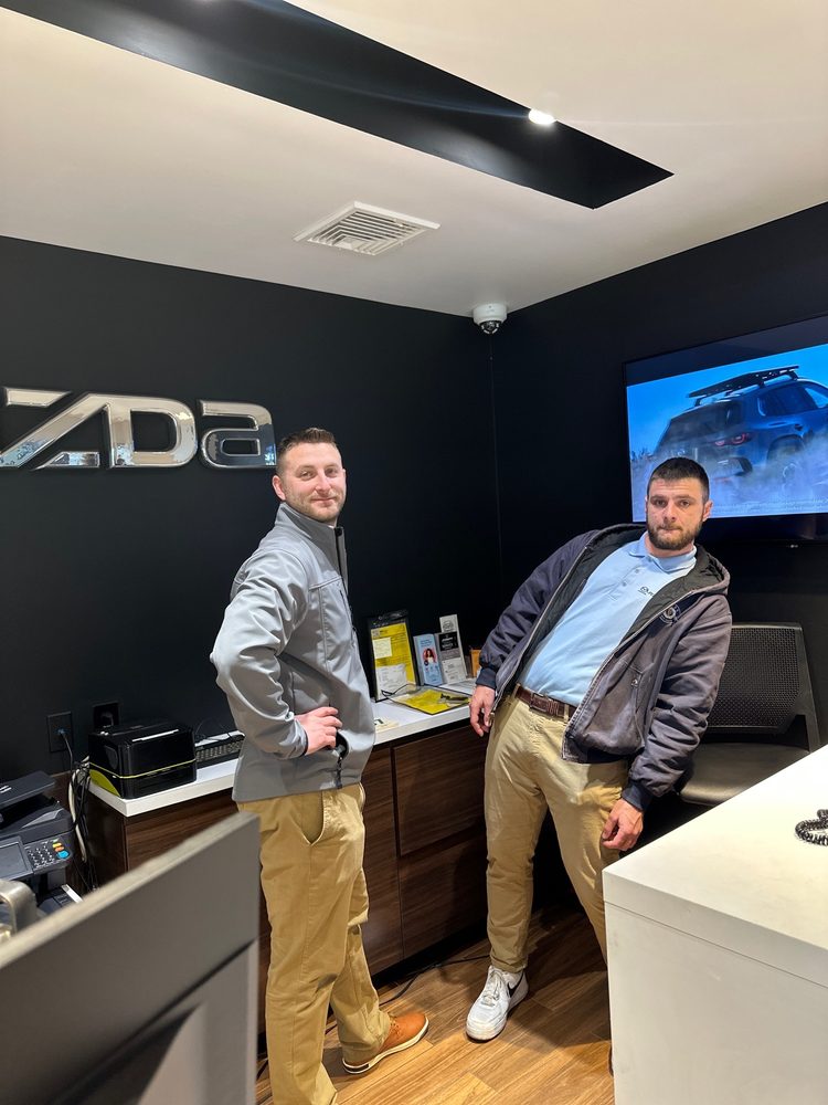 SCHWARTZ MAZDA Updated July 2024 60 Photos & 115 Reviews 585