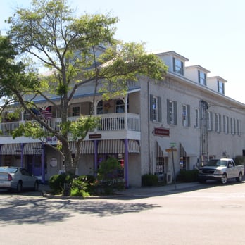 St. Simons Sweets - St. Simons Sweets - Best desserts anywhere - Ice Cream & Frozen Yogurt Near Me - St Simons Island, Georgia St. Simons Sweets - St. Simons Sweets - Best desserts anywhere - Ice Cream & Frozen Yogurt Near Me - St Simons Island, Georgia
