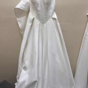 Weddings and Dreams - Bridal Near Me - Fremont, California Weddings and Dreams - Bridal Near Me - Fremont, California