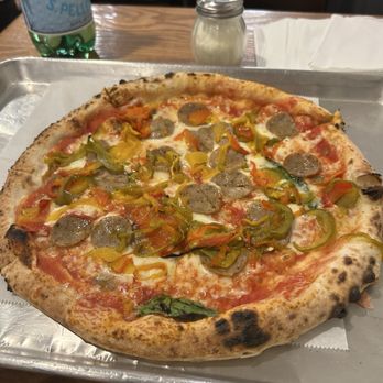 90 Second Pizza - Sausage and Peppers - Pizza Near Me - Washington, DC, District of Columbia