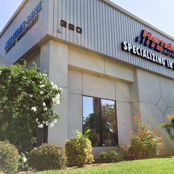 Herndon Auto Service - Exterior of Herndon Auto Service from the street - Auto Repair Near Me - Fresno, California Herndon Auto Service - Exterior of Herndon Auto Service from the street - Auto Repair Near Me - Fresno, California