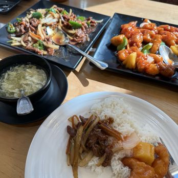 China Dragon - Mongolian Lamb and Sweet Sour Chicken - Chinese Near Me - Corona, California
