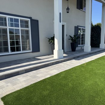 Saddleback Pavers - Walkway and porch - Masonry/Concrete Near Me