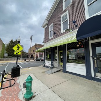 2894 On Main Cafe - exterior - Cafes Near Me - East Troy, Wisconsin 2894 On Main Cafe - exterior - Cafes Near Me - East Troy, Wisconsin