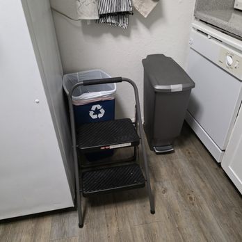M Cleaning Services - They pulled out my stepladder, used it, and then didn't put it back. - Home Cleaning Near Me