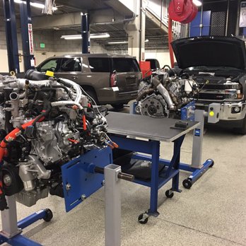 gm training center - Duramax diesel class - Vocational & Technical School Near Me - Glendale, California