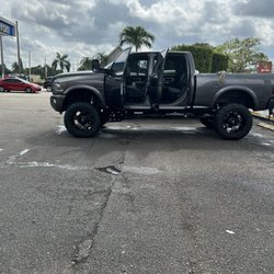 The Lion Auto Detailing