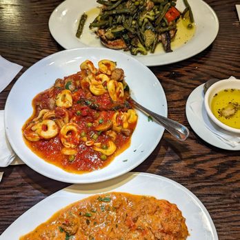 Jozanna's Casual Italian Restaurant - Top: gluten free chicken Middle: tortellini with red sauce and peas/mushrooms Bottom: short rip ravioli - Italian Near Me - Middlesex, New Jersey