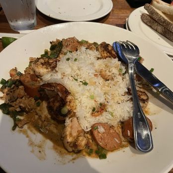 Yard House - New American Near Me - Lynnfield, Massachusetts Yard House - New American Near Me - Lynnfield, Massachusetts
