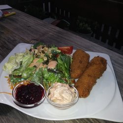 Landgasthof Linde - Brie mit Salatvariation Preiselbeeren