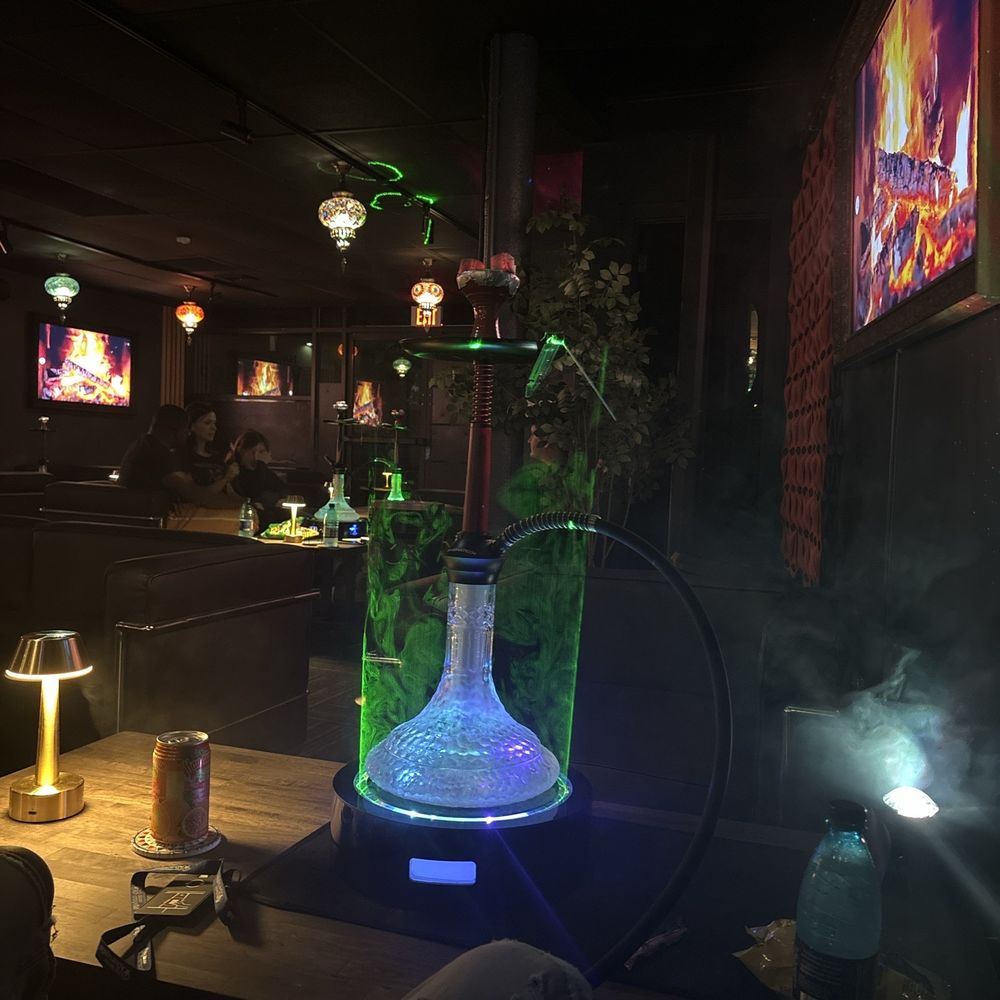 Ground Level Lounge & Hawaii's Luxury Hookah - Hookah with light - Hookah Bars Near Me - Honolulu, Hawaii Ground Level Lounge & Hawaii's Luxury Hookah - Hookah with light - Hookah Bars Near Me - Honolulu, Hawaii