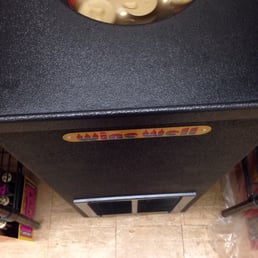 Drying the pedi while the Astra gets cold in the wine well Drying the pedi while the Astra gets cold in the wine well
