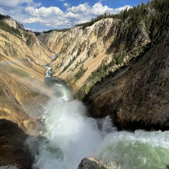 CoveredGround Tours - Grand Canyon of Yellowstone - Tours Near Me - Cody, Wyoming CoveredGround Tours - Grand Canyon of Yellowstone - Tours Near Me - Cody, Wyoming