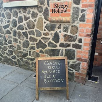 Sleepy Hollow Restaurant - Outside - British Near Me - Newtownabbey, BFS