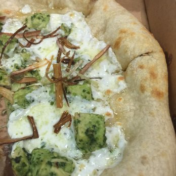 Humble Pie - Grilled chicken pesto pizza hold the roasted tomatoes.  Good stuff. - Pizza Near Me - Phoenix, Arizona