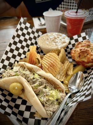 The Tin Snug by null