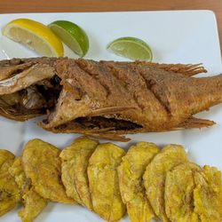 Pica Pollo Dos - Red Snapper with tostones