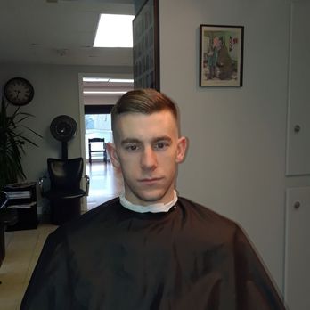 Lester's Barber Shop - Men's Hair Salons Near Me - Warwick, Rhode Island
