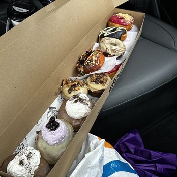 Doe Donuts - Donuts Near Me - Portland, Oregon