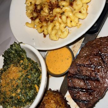 Bonefish Grill - Steak & Crab Cake Creamed Spinach Bacon Mac & Cheese - Seafood Near Me - Orland Park, Illinois Bonefish Grill - Steak & Crab Cake Creamed Spinach Bacon Mac & Cheese - Seafood Near Me - Orland Park, Illinois