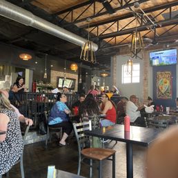 LINDY’S ON 4TH - Updated March 2026 - 587 Photos & 693 Reviews - 500 N ...