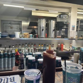 River City Cafe - bar seats where you can watch the kitchen in action - American Near Me - Myrtle Beach, South Carolina
