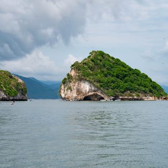 Jet's Private Boat Tour - Boat Tours Near Me
