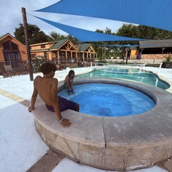 Fishermans Cove Cabins - Community pool!