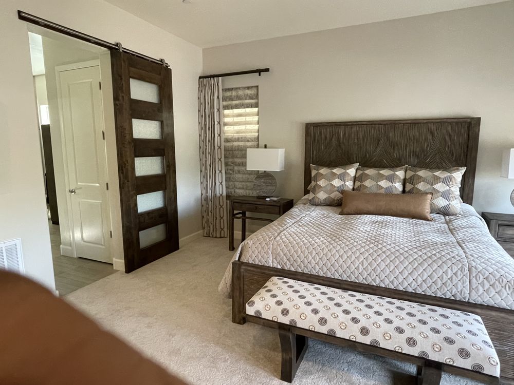 Dorleg Creations - upholstery in Cave Creek, AZ