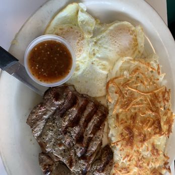 Ozzie's Diner - Ozzie's special - Diners Near Me - Commerce, California