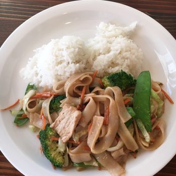 Sumi's Kitchen - a plate of noodles, broccoli, and chicken - Chinese Near Me - Eureka, Montana Sumi's Kitchen - a plate of noodles, broccoli, and chicken - Chinese Near Me - Eureka, Montana