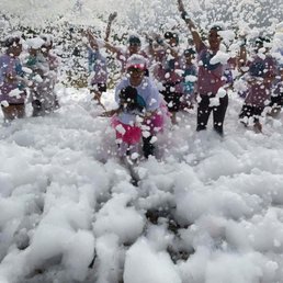 Let it snow bubble foam style !!!
