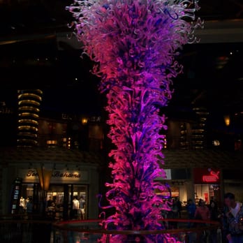 Mohegan Sun - Hotels Near Me - Uncasville, Connecticut