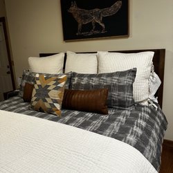 The Mountain Top Lodge At Dahlonega - The Clever Fox