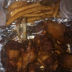 City Wings - I didnt eat that one my boyfriend did!