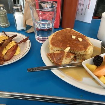 The George Street Diner - Diners Near Me - Toronto, Ontario The George Street Diner - Diners Near Me - Toronto, Ontario