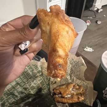 Wingstop - This is supposed to be hot honey wings. - Chicken Wings Near Me - Saratoga Springs, Utah Wingstop - This is supposed to be hot honey wings. - Chicken Wings Near Me - Saratoga Springs, Utah