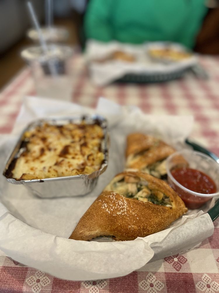 CALZONE & MACARONI CLOSED Updated August 2024 209 Photos & 253