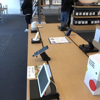 Verizon - Phones and tablets - Mobile Phones Near Me - Carlsbad, California