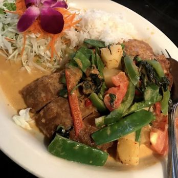 Basil Thai Cuisine - Basil  duck - Thai Near Me - Charlotte, North Carolina