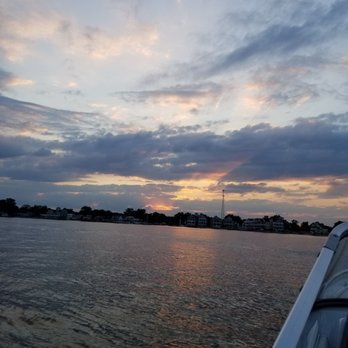 Reel Smoke - Buckeye Lake & Real.Smoke a good take out while on a cruise. - Food Trucks Near Me Reel Smoke - Buckeye Lake & Real.Smoke a good take out while on a cruise. - Food Trucks Near Me