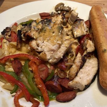 Applebee's Grill + Bar - Chicken sausage penne - American Near Me - Warsaw, Indiana